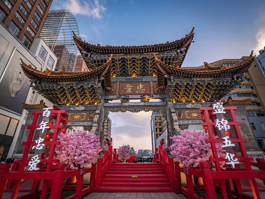 1279年秋，一个中亚人去世，为何让云南百姓痛哭？